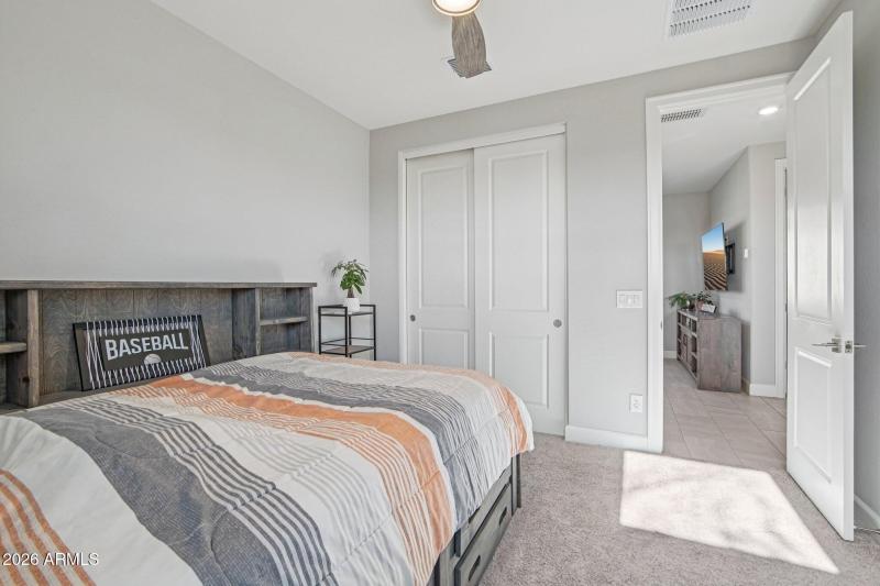 14-web-or-mls-W Hiddenview Dr-S0603-014