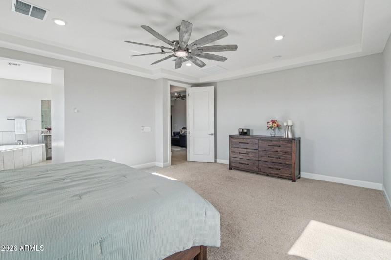 27-web-or-mls-W Hiddenview Dr-S0603-027