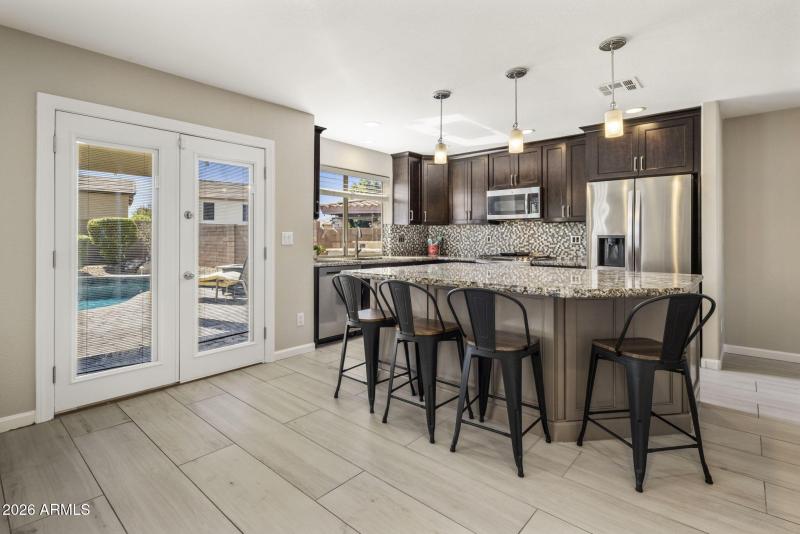 Kitchen with Large Island