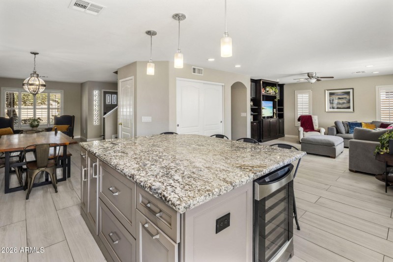 Kitchen with Large Island