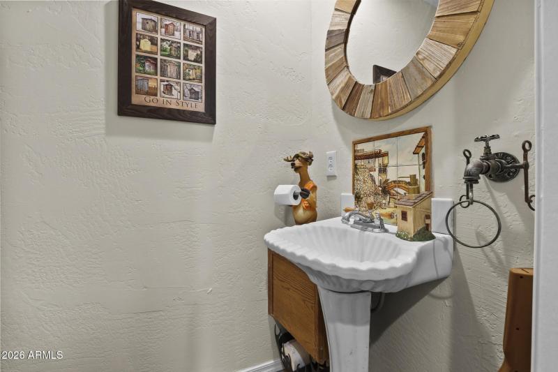 1/2 bath off kitchen