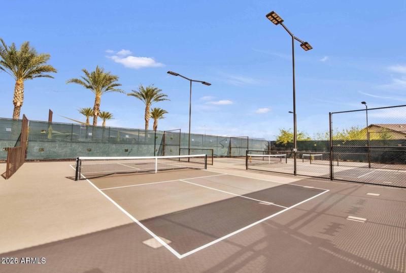 Encore Pickleball courts