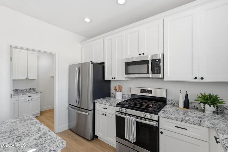 Stainless appliances