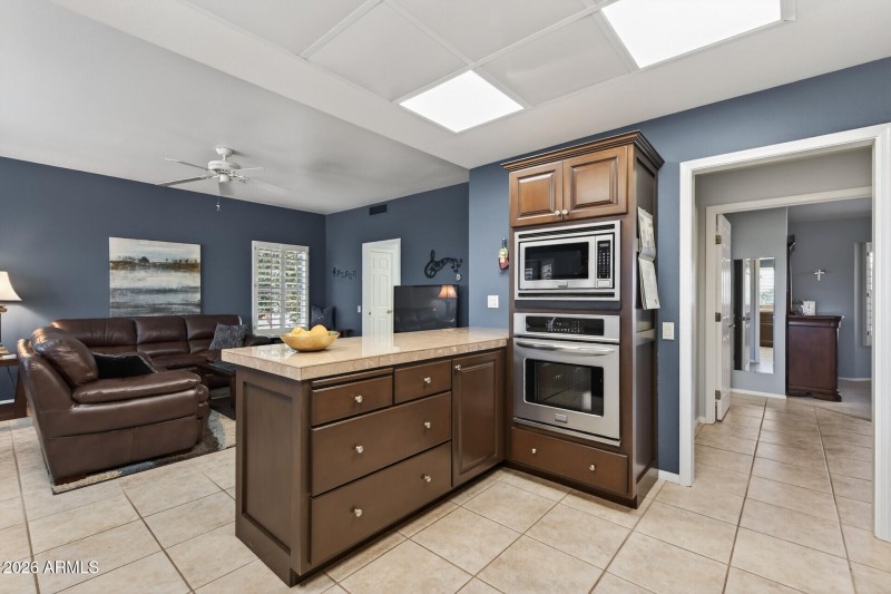 Kitchen toward Family Room