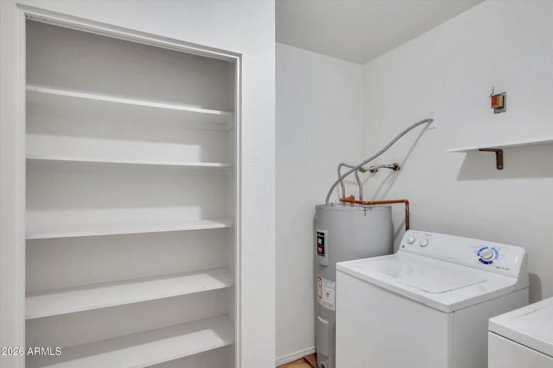 10-2208 W Lindner Avenue 31-10