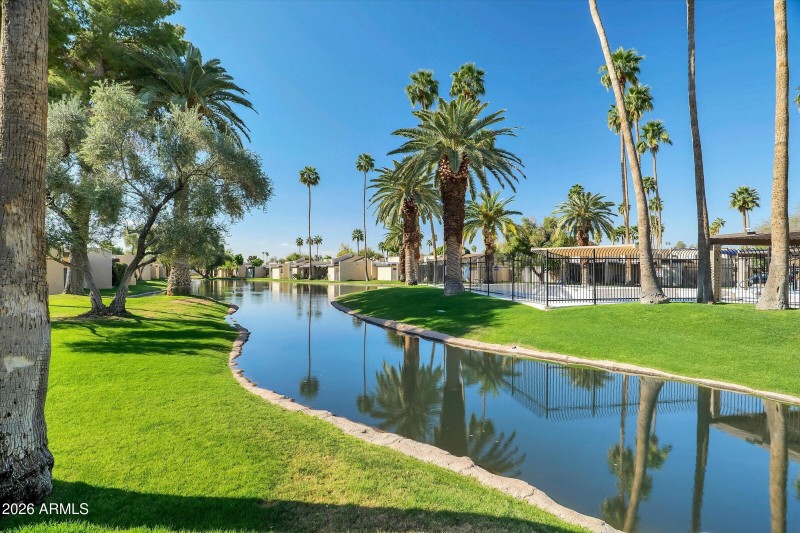 53-2208 W Lindner Avenue 31-53