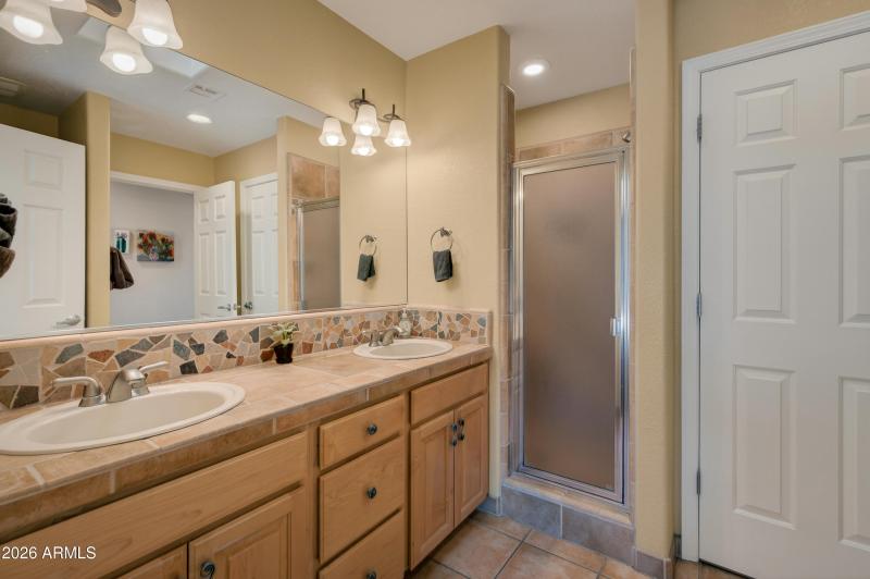 Second Bedroom Bath Detail