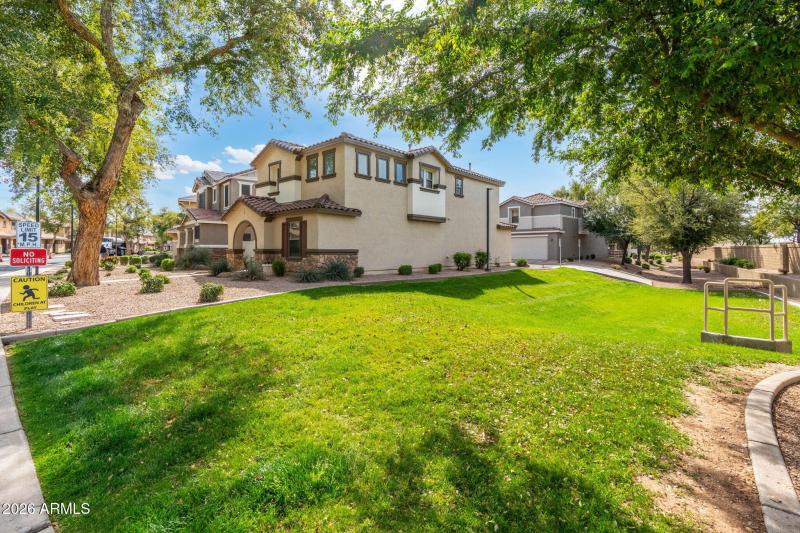 38-web-or-mls-DSC03777-HDR-Edit