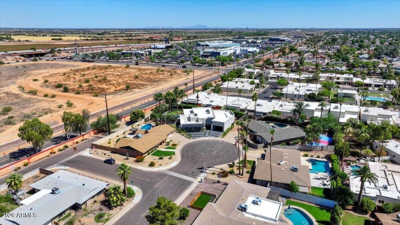 06-DJI_20250613055826_0109_D