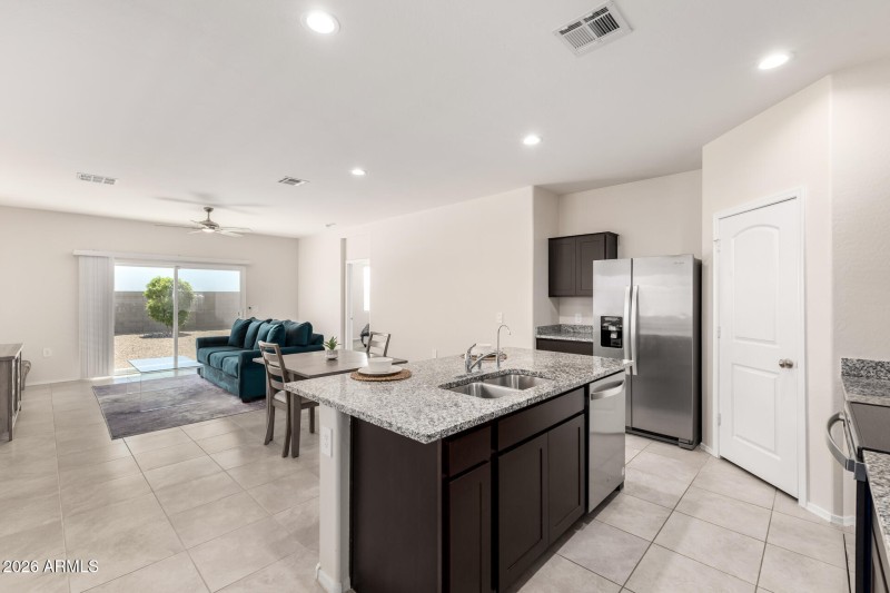 Kitchen w/Stainless Steel Appliances