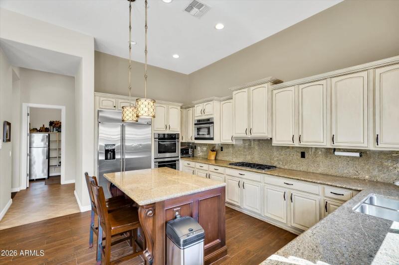 023-4080 N Thunder Hills Court-23