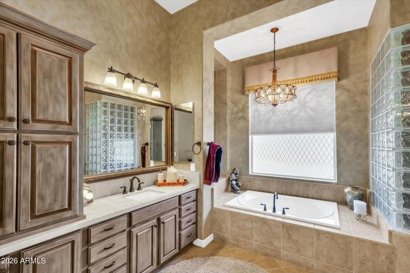 071-4080 N Thunder Hills Court-71