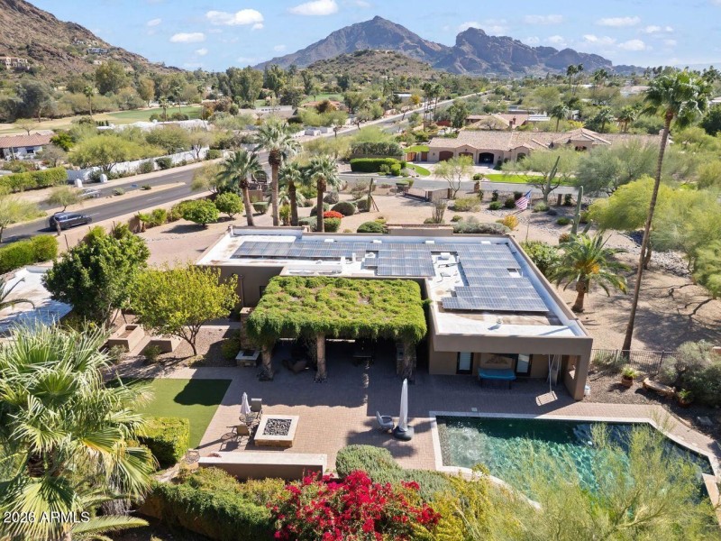 Endless views of Camelback Mountain