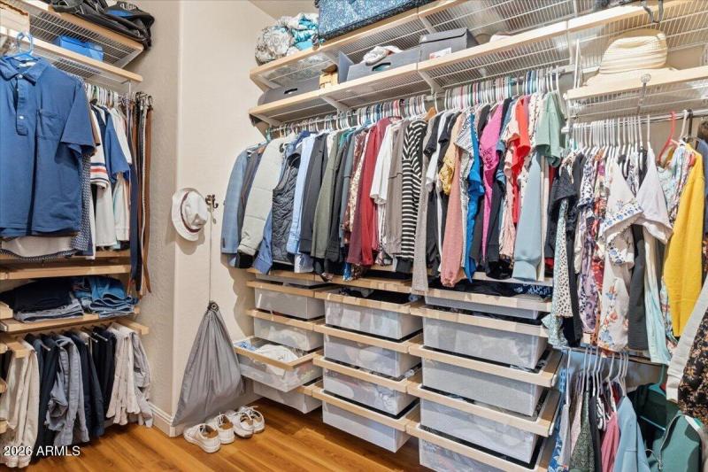 27-4429 E Happy Coyote Trail_RedHogMedia