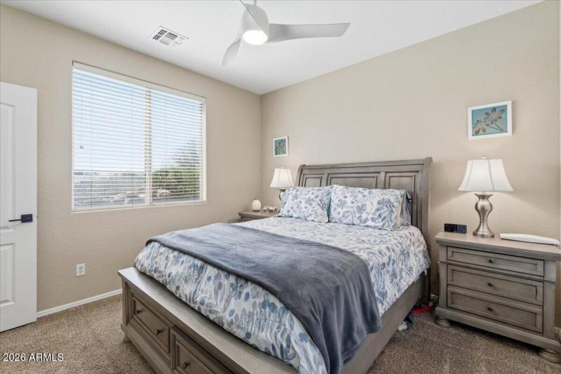 29-4429 E Happy Coyote Trail_RedHogMedia