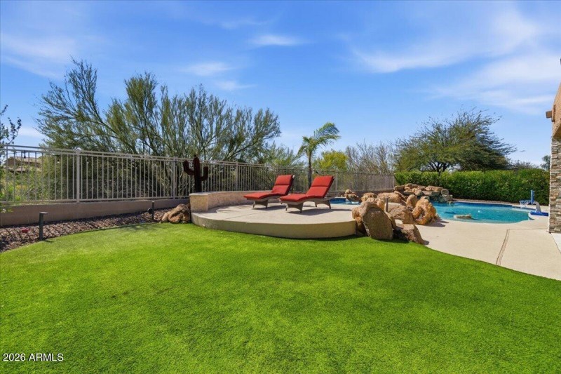 46-4429 E Happy Coyote Trail_RedHogMedia