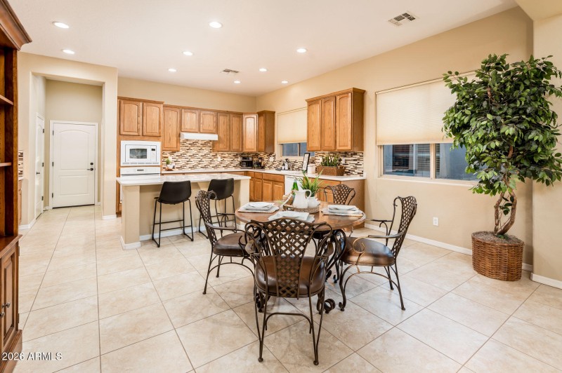 23216 N Gaviota Dr -- MLS-24