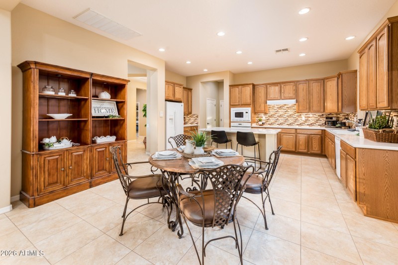 23216 N Gaviota Dr -- MLS-25