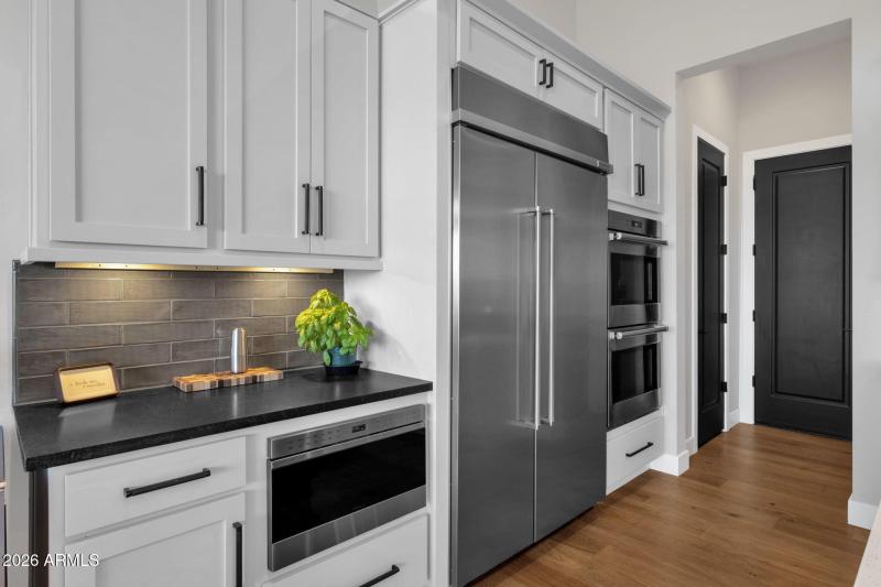 21-web-or-mls-16023-e-ridgestone-dr