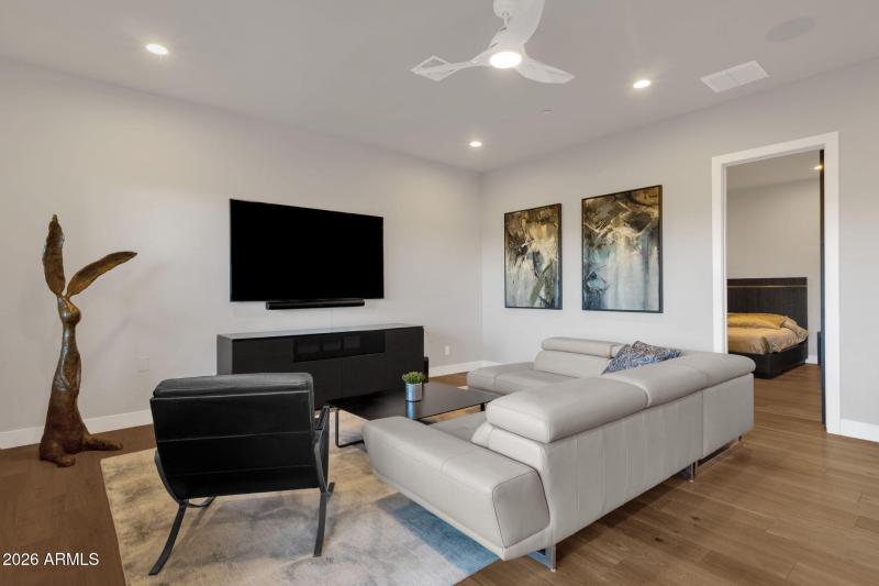 51-web-or-mls-16023-e-ridgestone-dr