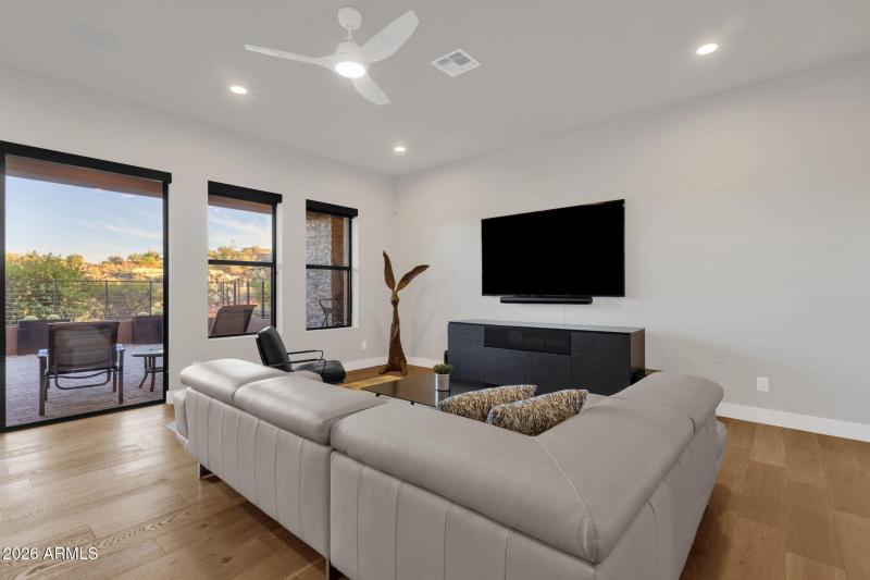 52-web-or-mls-16023-e-ridgestone-dr