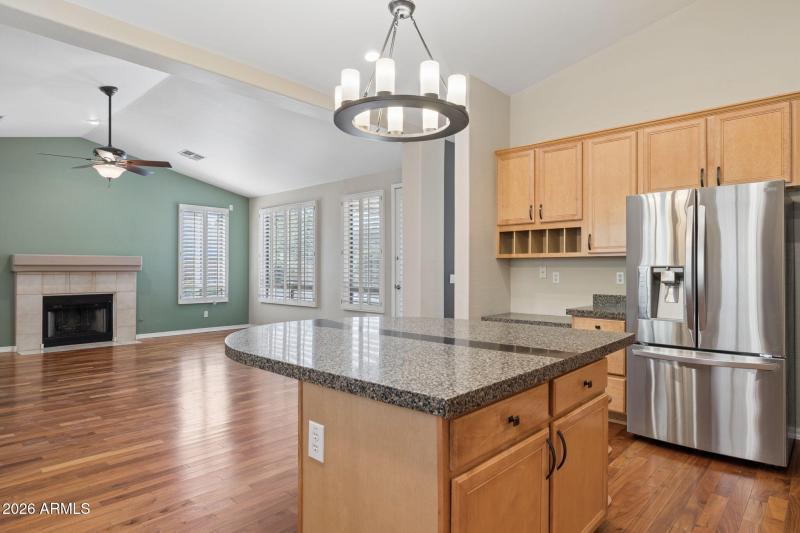 14-web-or-mls-29230-n-46th-st