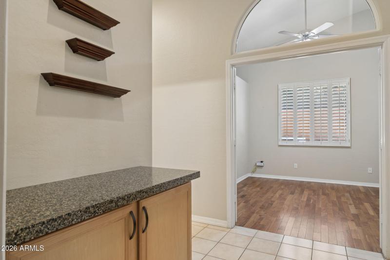 26-web-or-mls-29230-n-46th-st