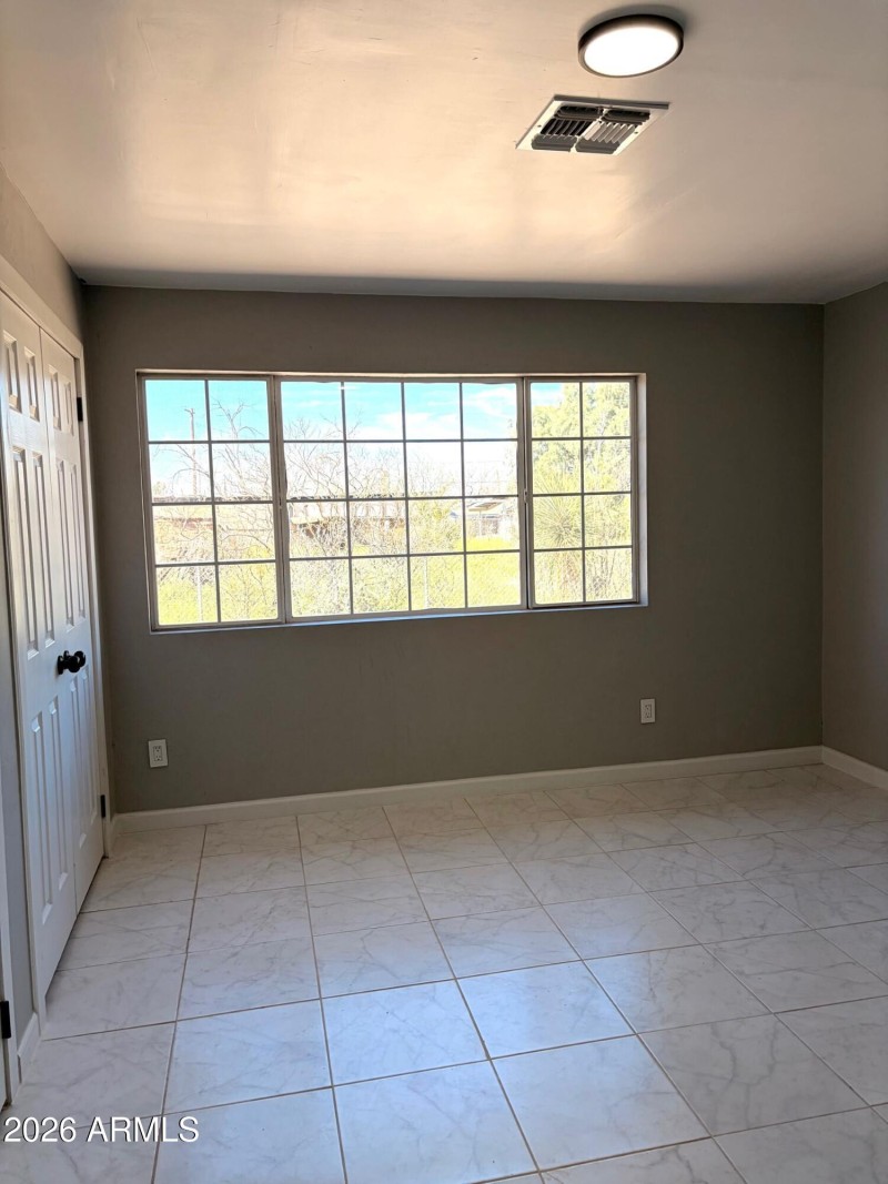 063faa56-5e7f-4750-a1eb-3b46ce5493fb