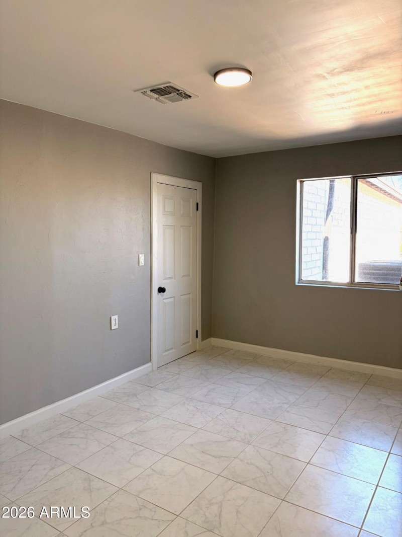 e0ab8701-611a-4ef4-948b-cdec875ddeac