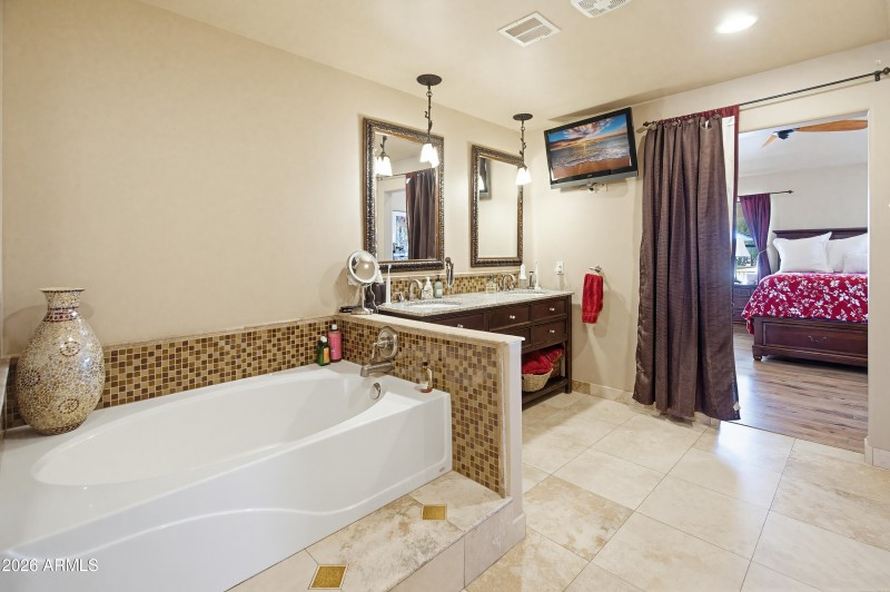 5537 E Yolantha St-22