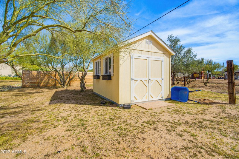 5537 E Yolantha St-46