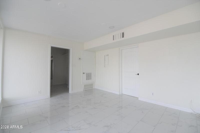 20220114182140700352000000-o