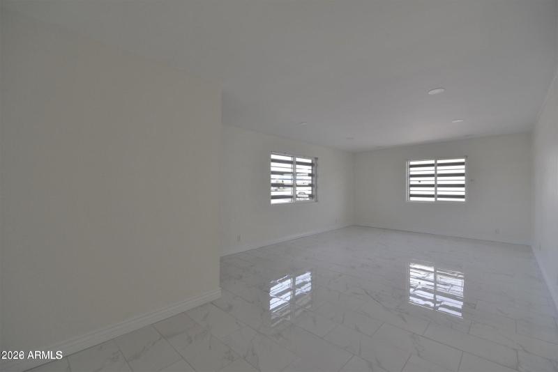 20220114182307284554000000-o