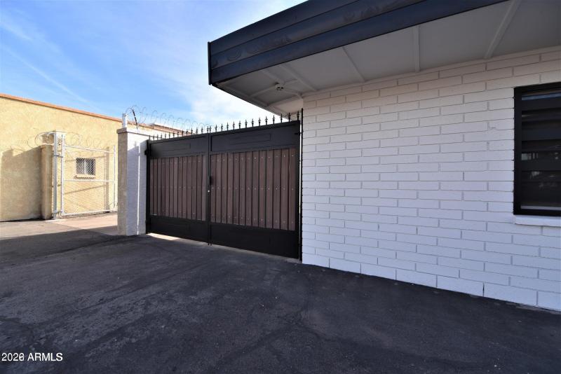 20220114184209505193000000-o