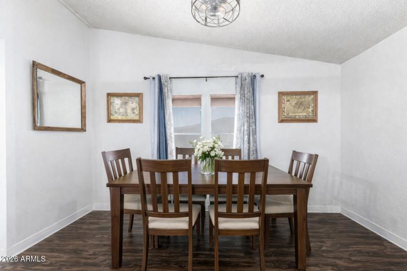 834 S MERIDIAN RD 77