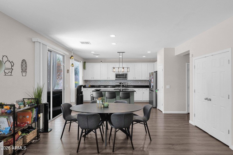 24-web-or-mls-P1047293