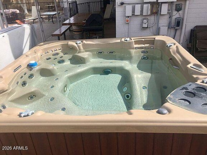 Alder Hot Tub
