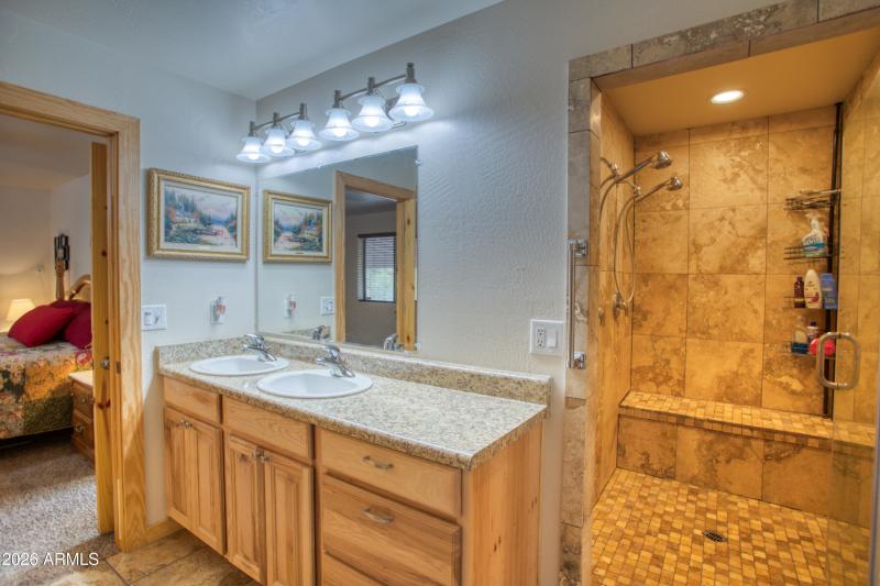 Paxmanphoto_PAX_2715