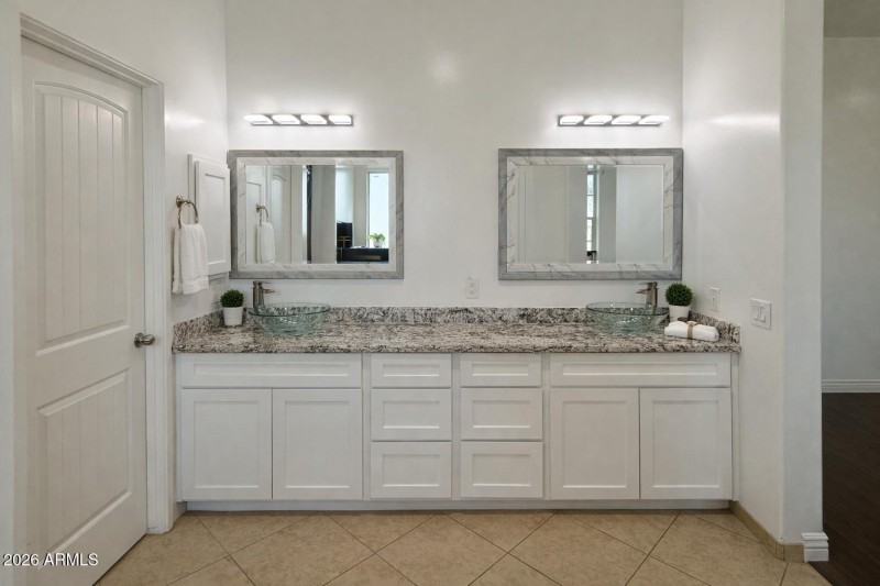 PHOTO-2026-03-05-21-27-14