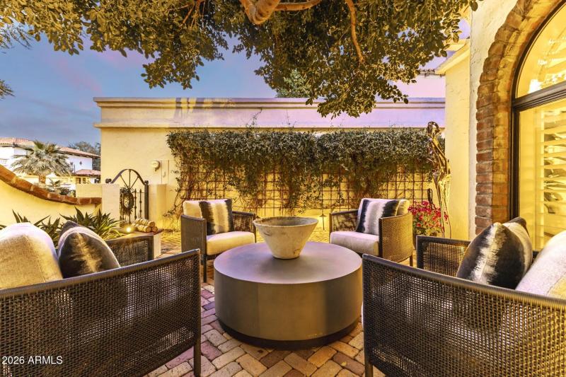 Front Courtyard Sitting Area