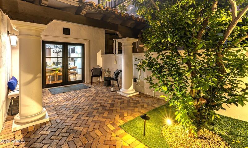 Backyard Coverd Patio to Dining Room