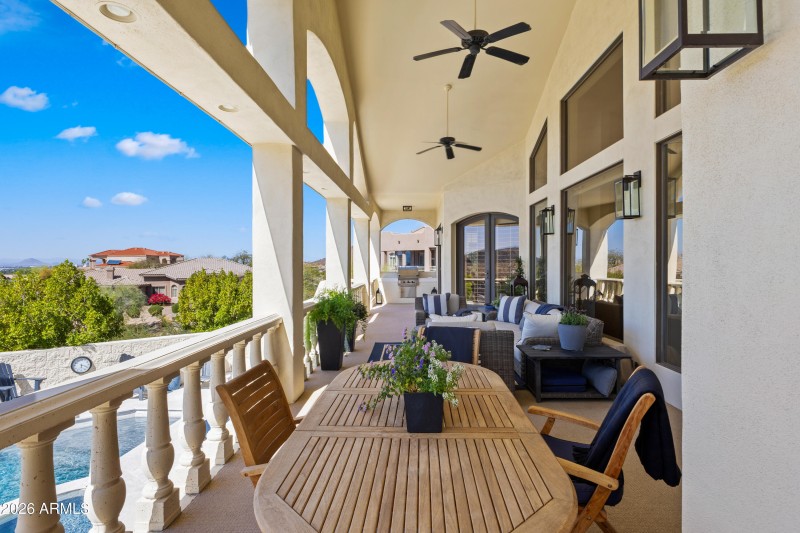 1455 E Victor Hugo Ave------55