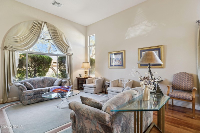 6-web-or-mls-7387-e-cliff-rose-trail