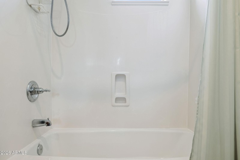 37-web-or-mls-7387-e-cliff-rose-trail