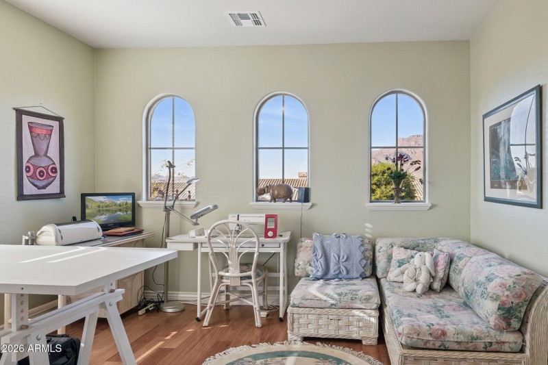 39-web-or-mls-7387-e-cliff-rose-trail