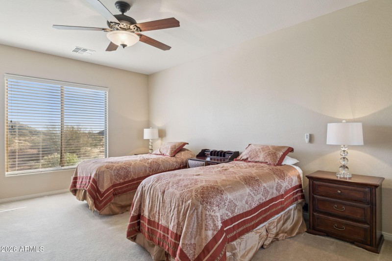 41-web-or-mls-7387-e-cliff-rose-trail