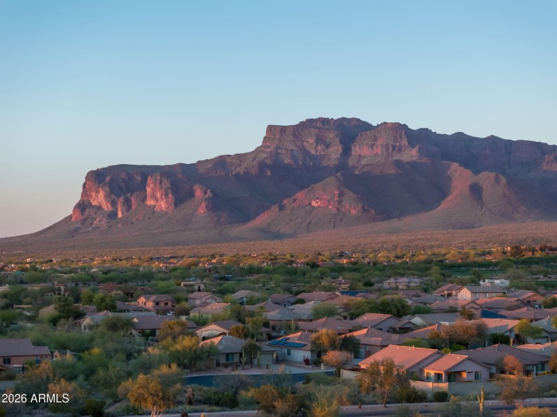 77-web-or-mls-7387-e-cliff-rose-trail