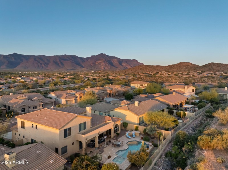 90-web-or-mls-7387-e-cliff-rose-trail