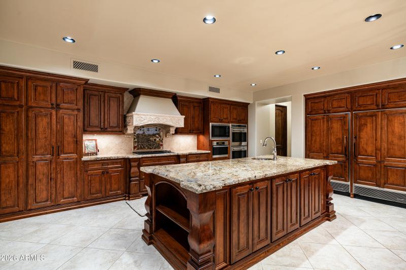 8871 E Lost Gold Circle (21 of 70)