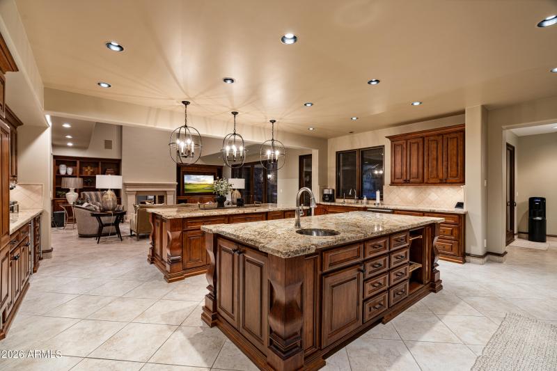 8871 E Lost Gold Circle (24 of 70)